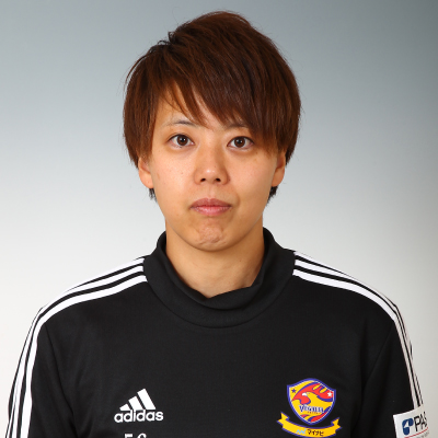 トレーナー 塚本　南の写真を紹介