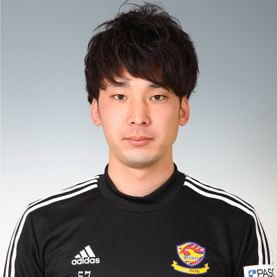 レディースユース監督 小川 翔平の写真を紹介