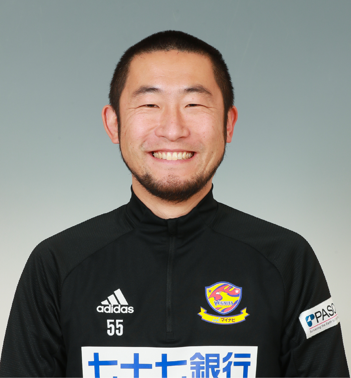 トレーナー 熊谷　一郎の写真を紹介