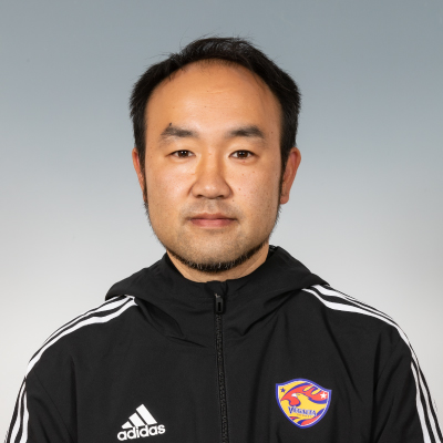 アスレティックトレーナー 岡部　智樹の写真を紹介