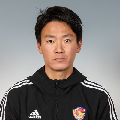 トレーナー 芝田　裕晃の写真を紹介