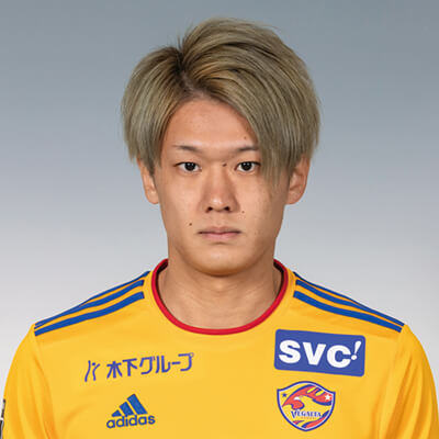 MF 氣田 亮真の写真を紹介