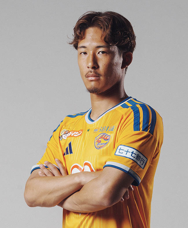アカデミー出身 武田 英寿選手の写真を紹介しています