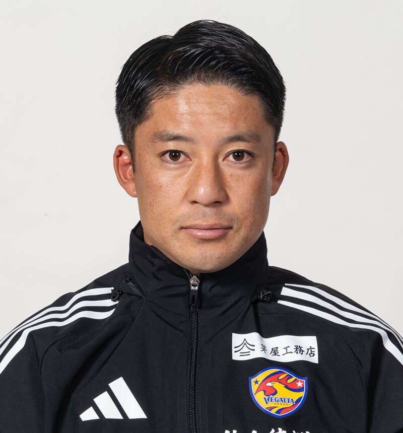 トレーナー 武田 知樹の写真を紹介